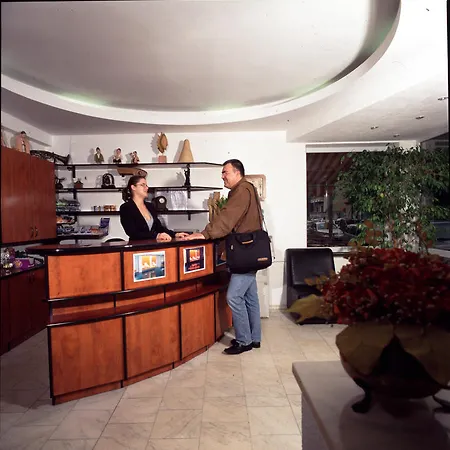 בית הארחה Casa Victor 3*