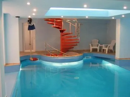 Pensiune Casa Victor 3*